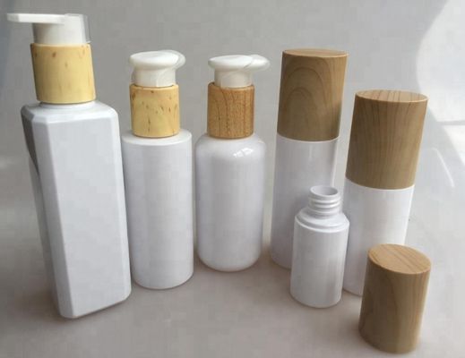 ACARICIE la botella de agua cosmética plástica del cuidado de piel de la botella de los sistemas con el casquillo de bambú de madera